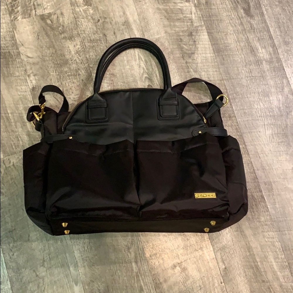Skip hop diaper bag.